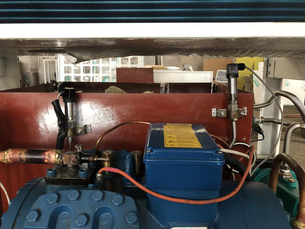 二氧化碳?xì)怏w壓縮系統(tǒng)現(xiàn)場(chǎng)圖 二氧化碳?xì)怏w壓縮系統(tǒng)現(xiàn)場(chǎng)圖